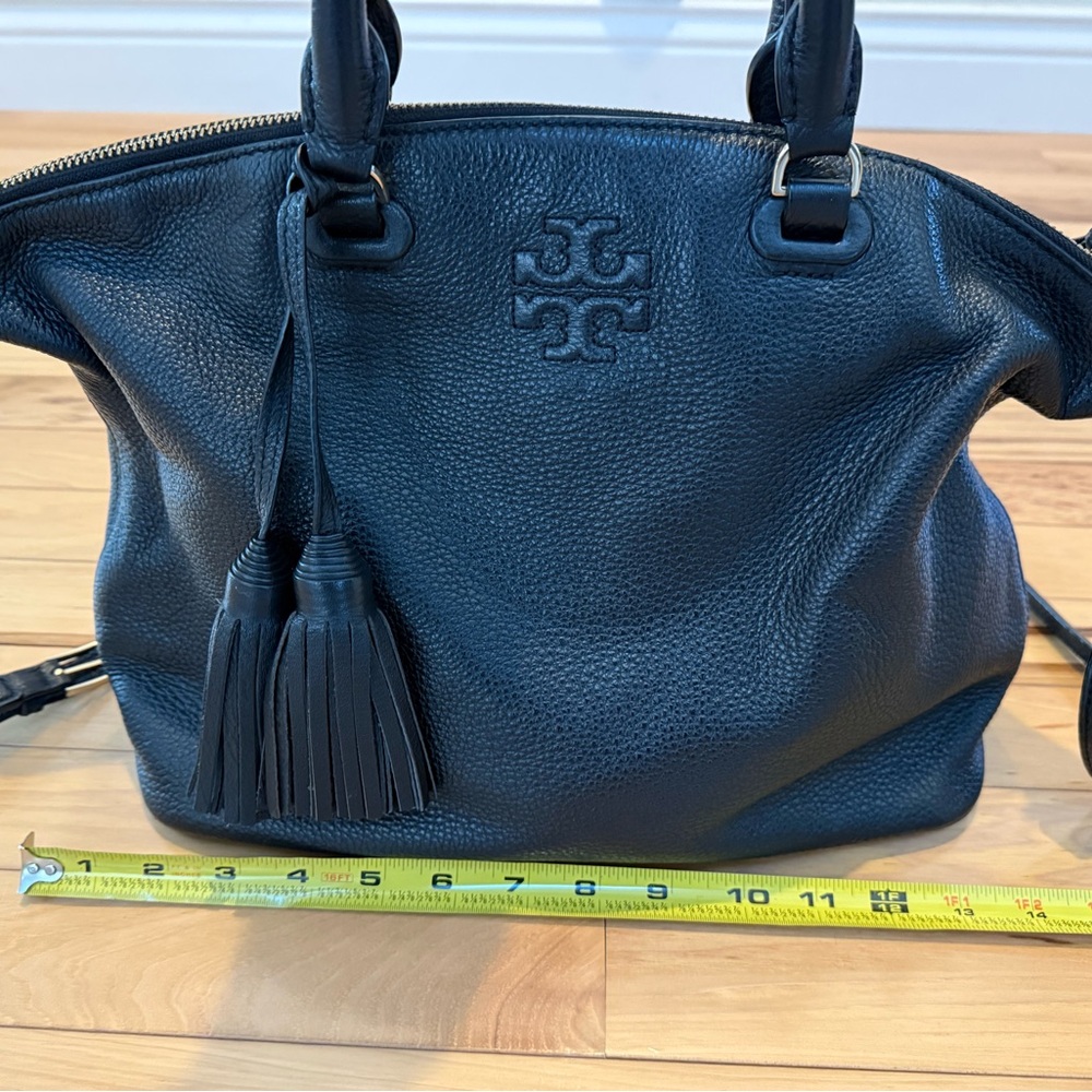 Tory Burch black leather tote Chic & Timeless purse bag satchel